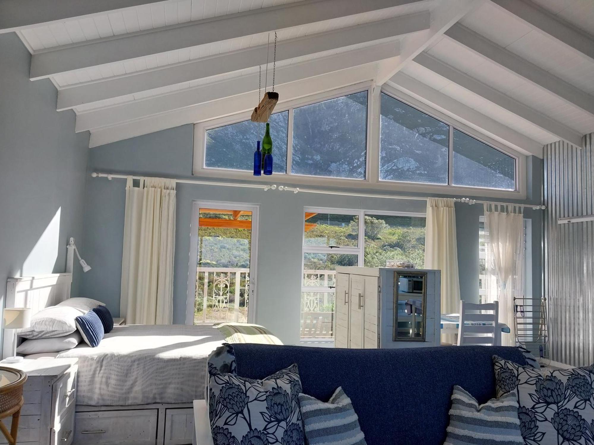 ホテル The Trailhouse Bettyʼs Bay エクステリア 写真